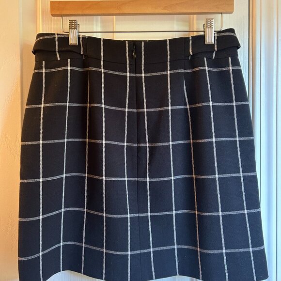 Loft Black Checkered Button Tab Pocket Skirt Size 8 - Picture 4 of 7